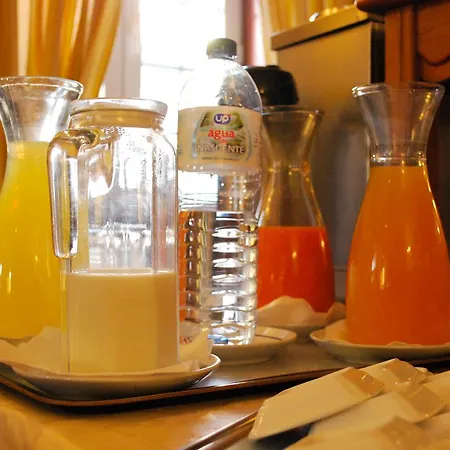 Residencia Filipe Maison d'hôtes Guarda